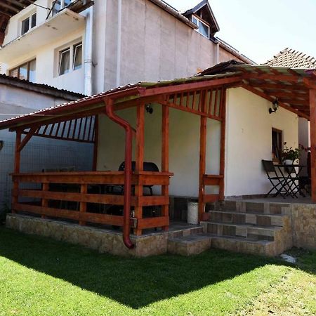 Casa Optim Hotel Calimanesti Exterior photo